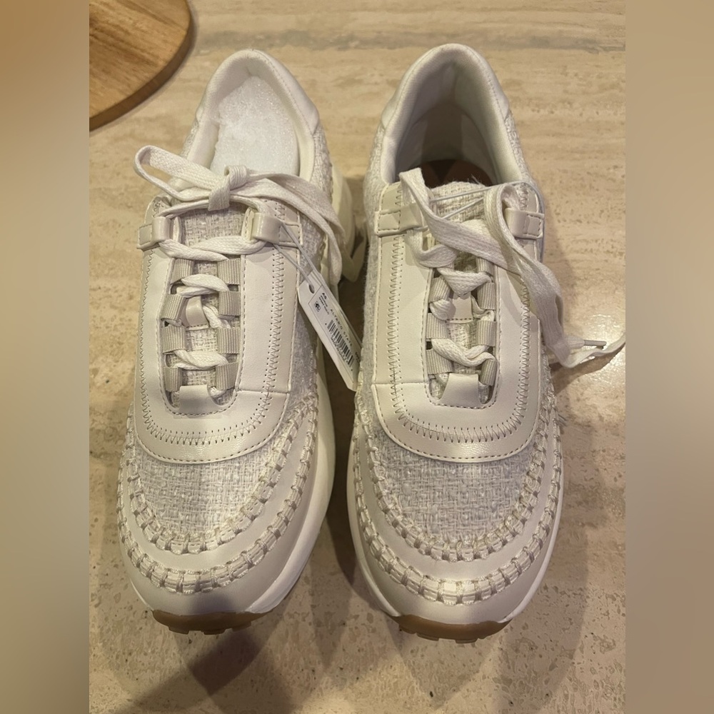 Altar’d State Platform sneakers - Picture 5 of 5